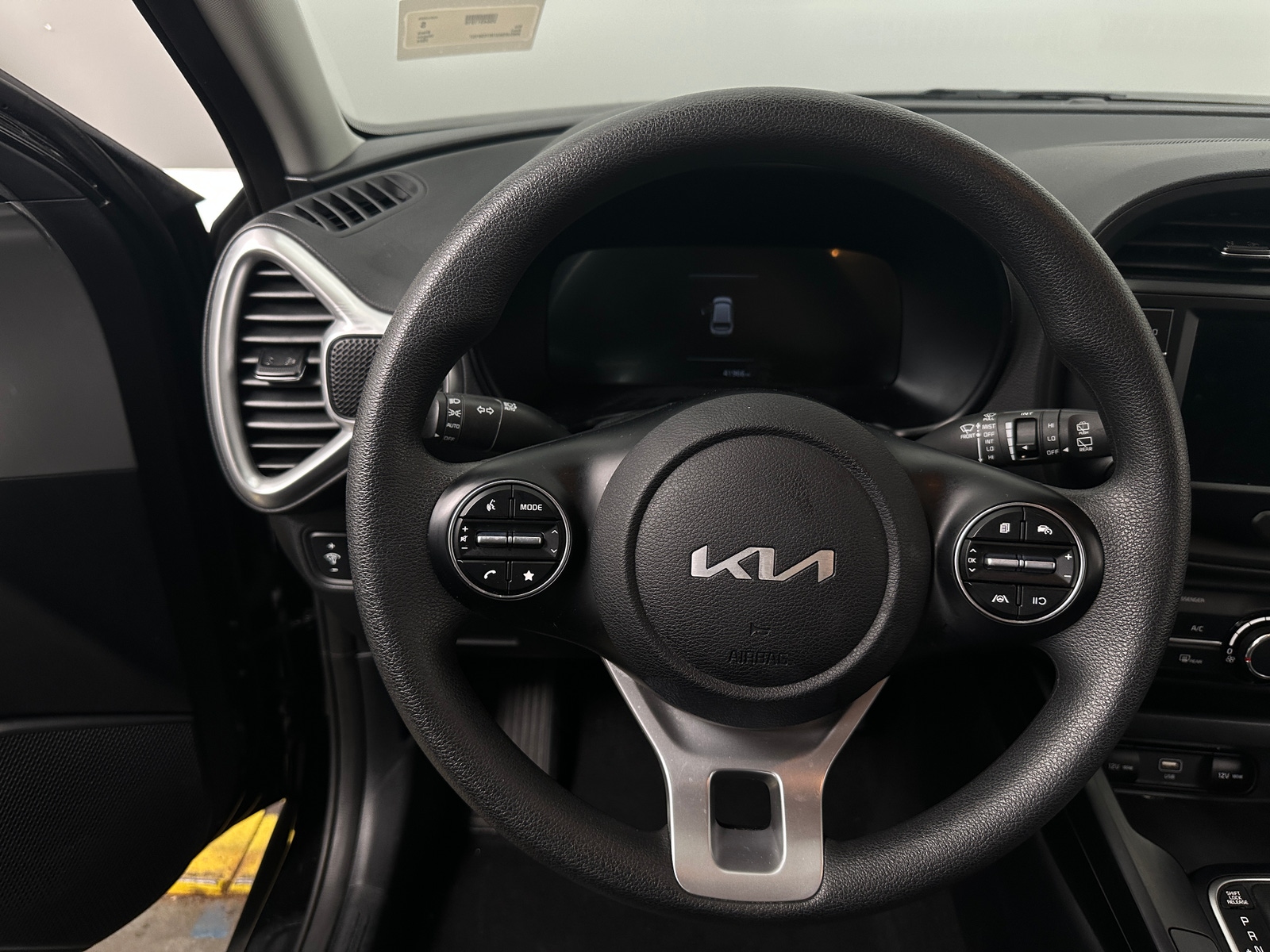 Thumbnail: 2024 Kia Soul - 5