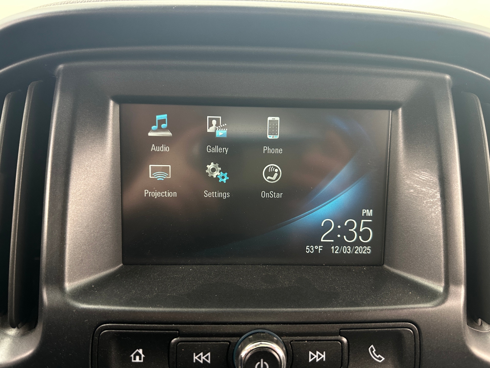 Thumbnail: 2017 Chevrolet Colorado - 4