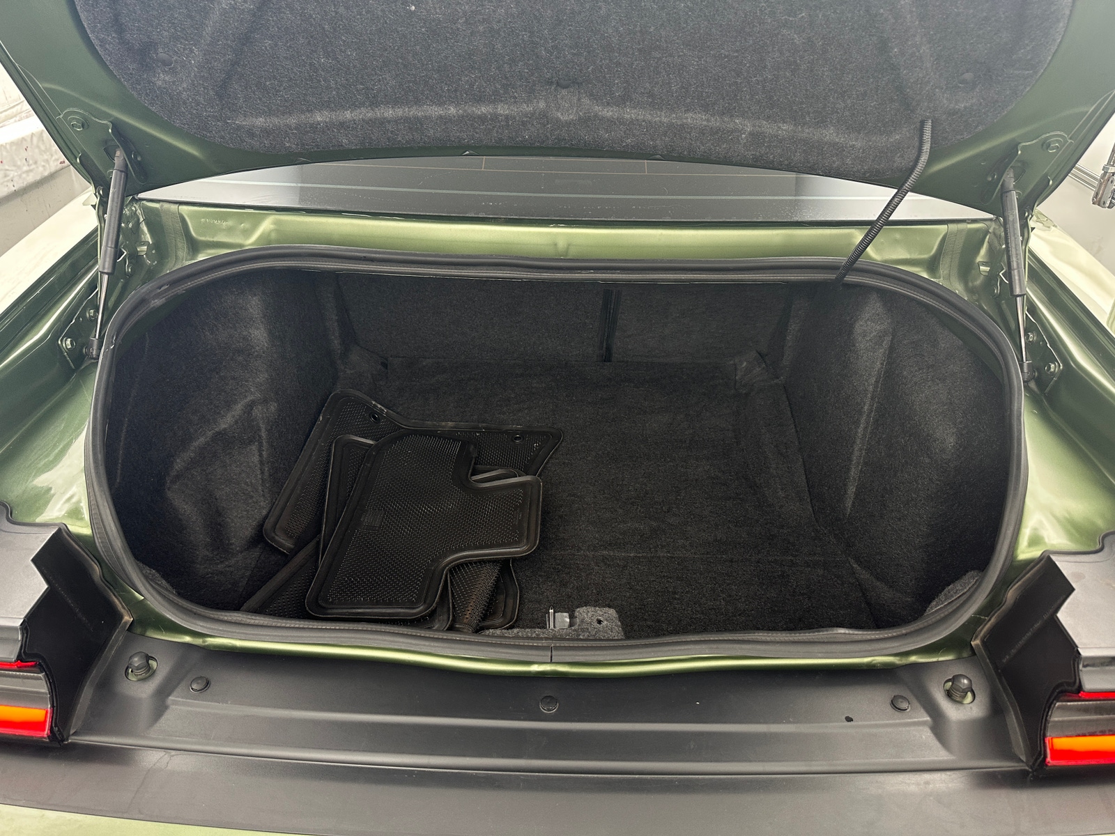 Thumbnail: 2022 Dodge Challenger - 5