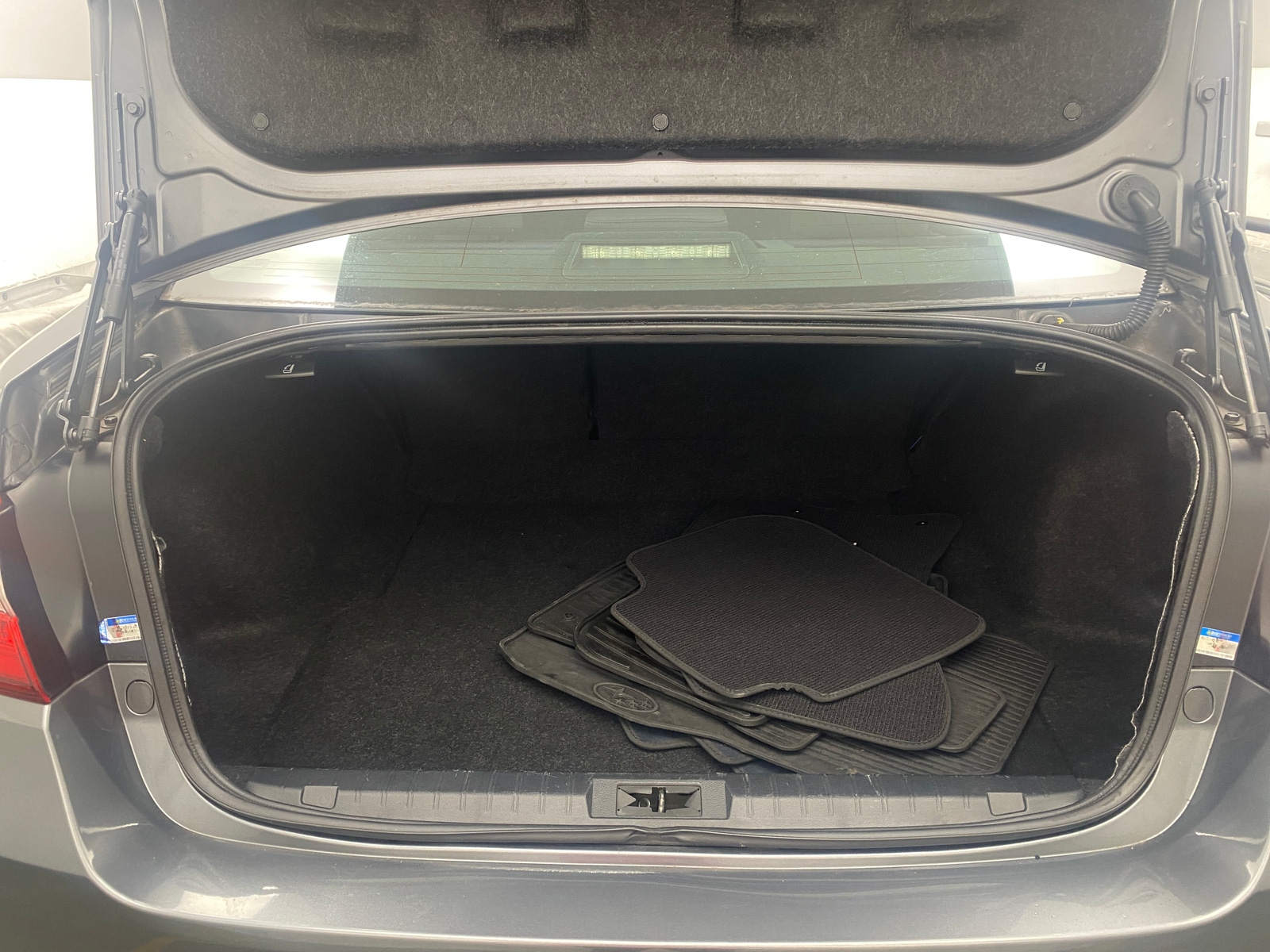 Thumbnail: 2018 Subaru Legacy - 7