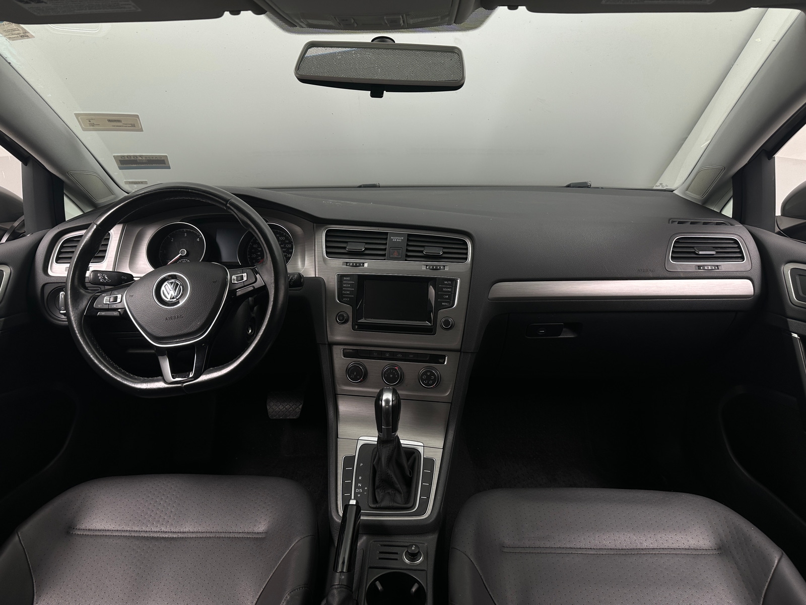 Thumbnail: 2015 Volkswagen Golf - 2