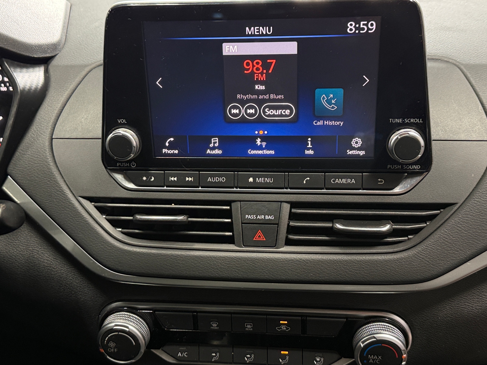 Thumbnail: 2021 Nissan Altima - 4