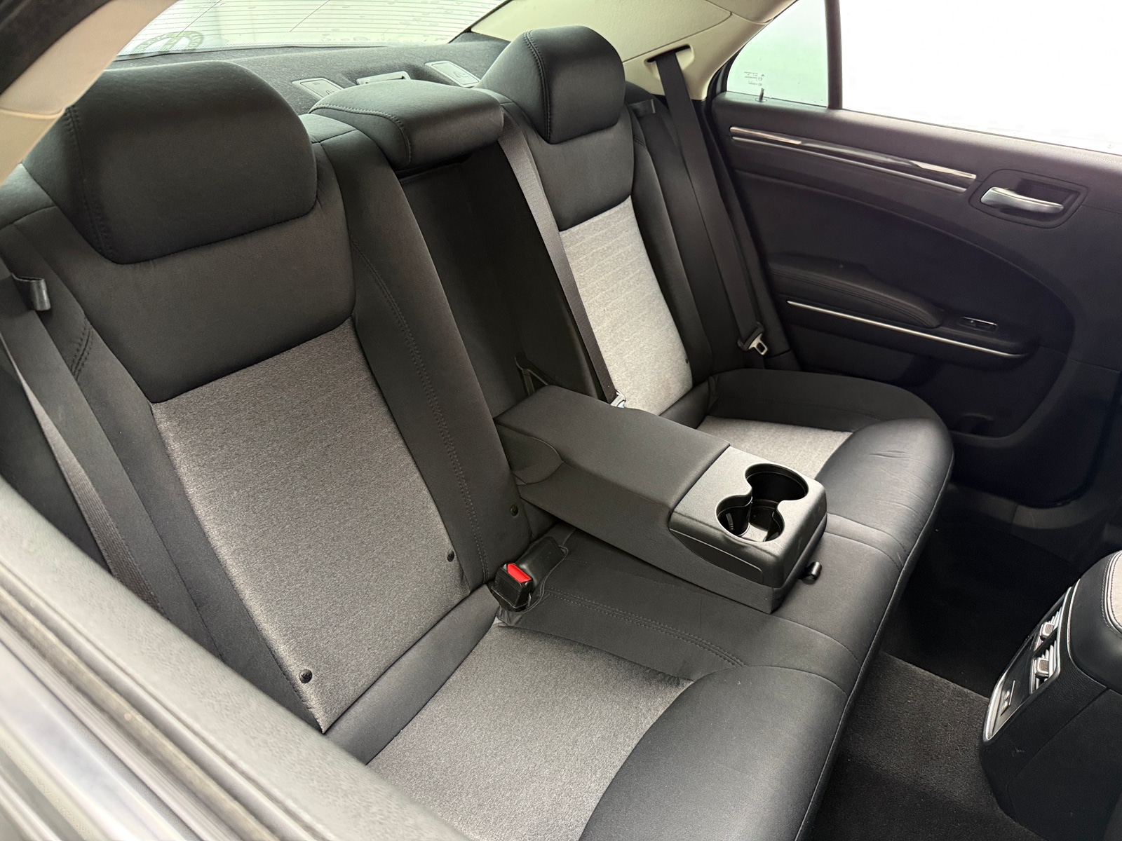 Thumbnail: 2019 Chrysler 300 - 6