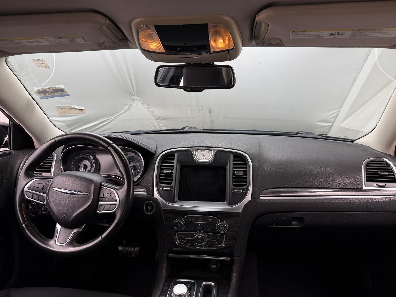 Thumbnail: 2019 Chrysler 300 - 3