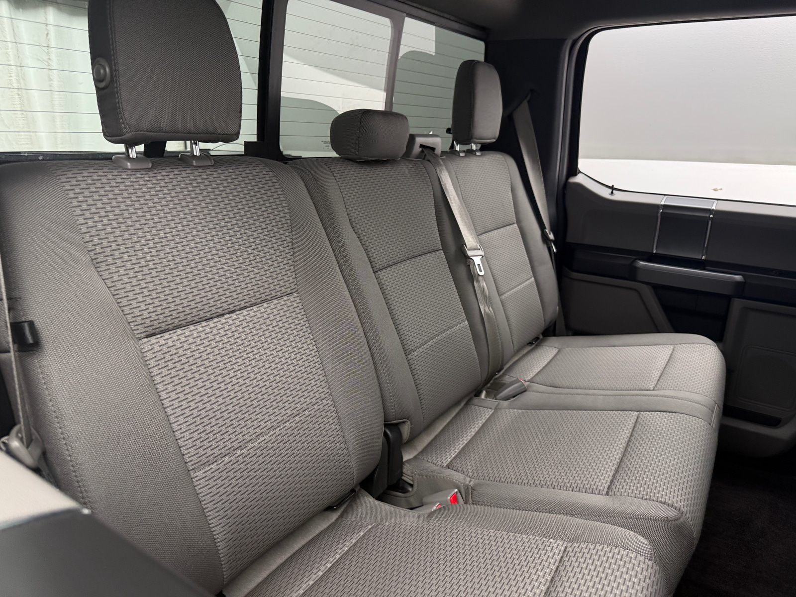 Thumbnail: 2016 Ford Econoline - 6