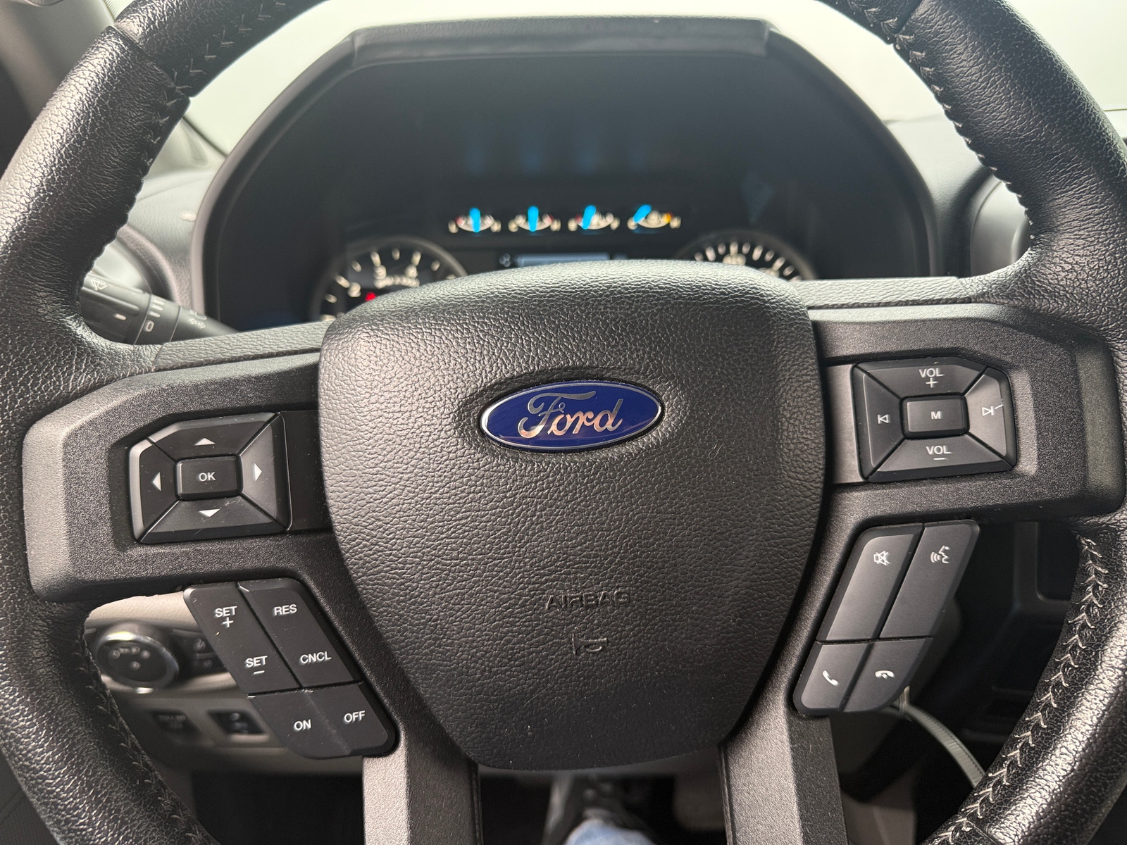 Thumbnail: 2016 Ford Econoline - 5