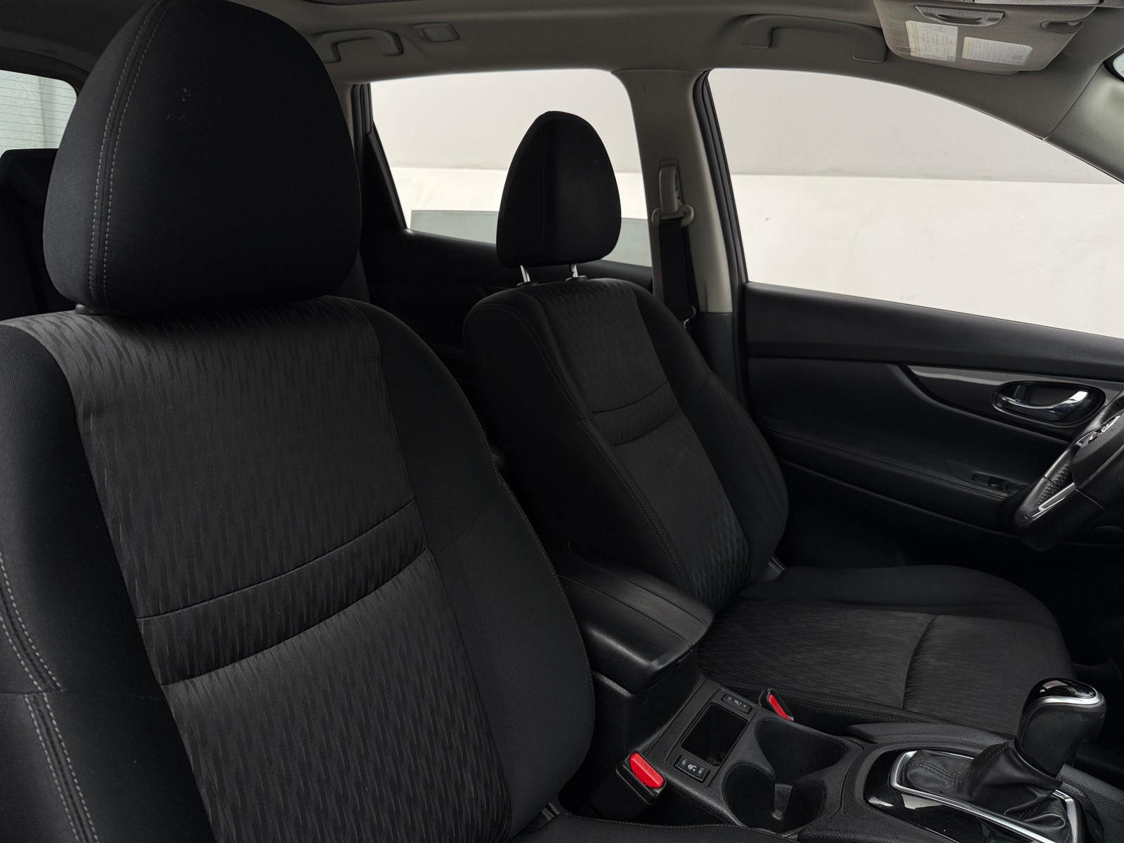 Thumbnail: 2019 Nissan Rogue - 2