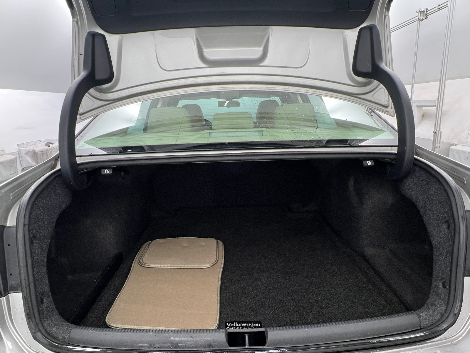 Thumbnail: 2013 Volkswagen Passat - 6