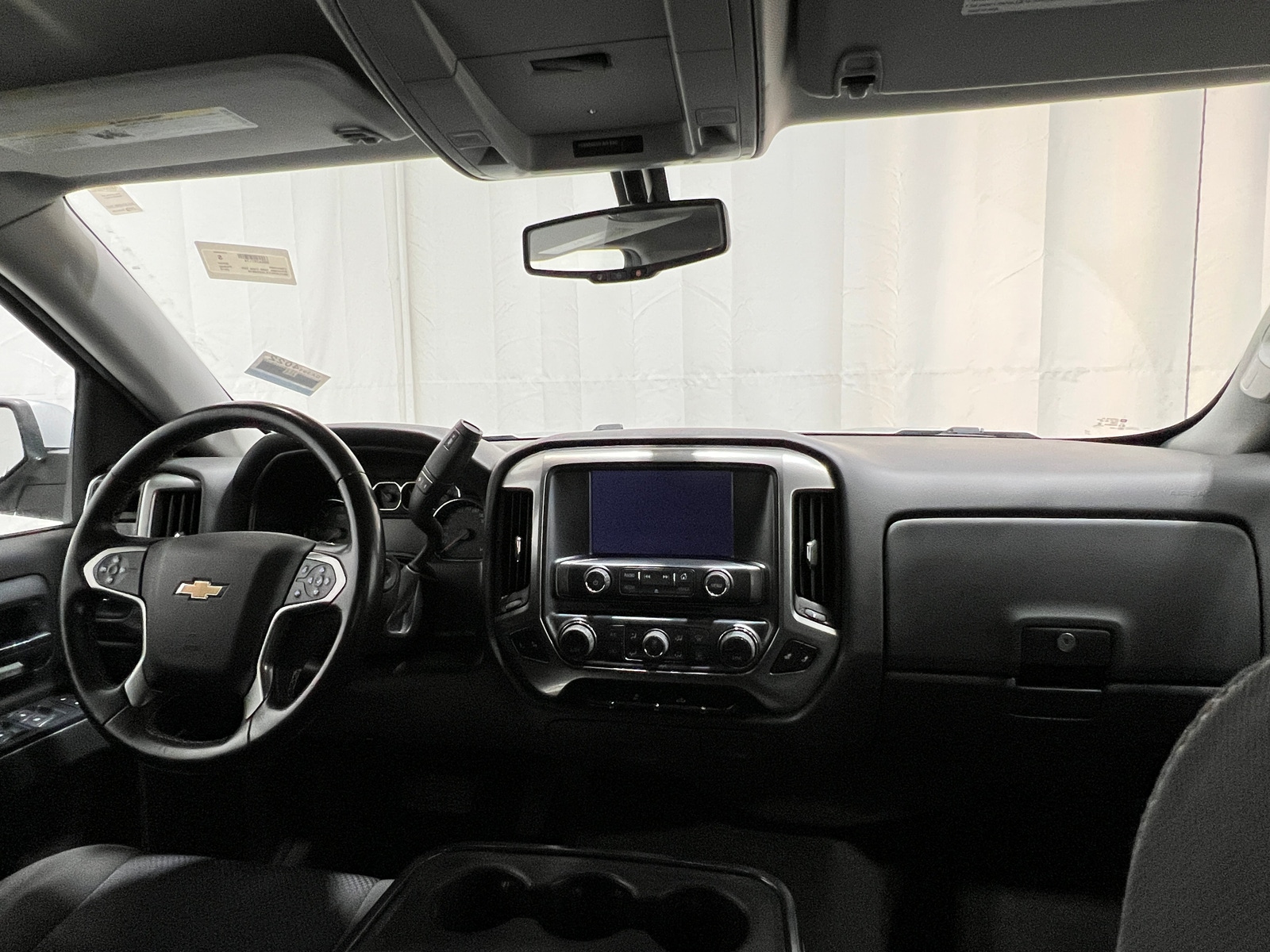 Thumbnail: 2018 Chevrolet Silverado 1500 - 3