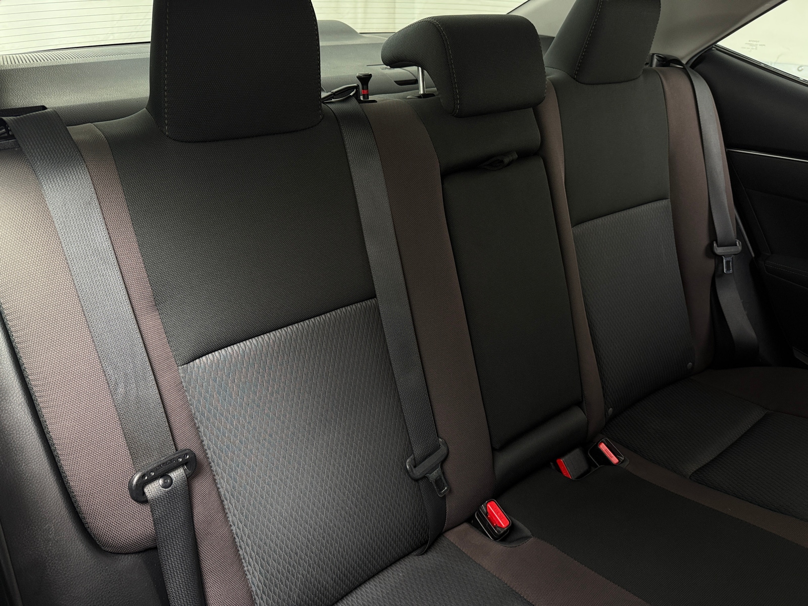 Thumbnail: 2017 Toyota Corolla - 6