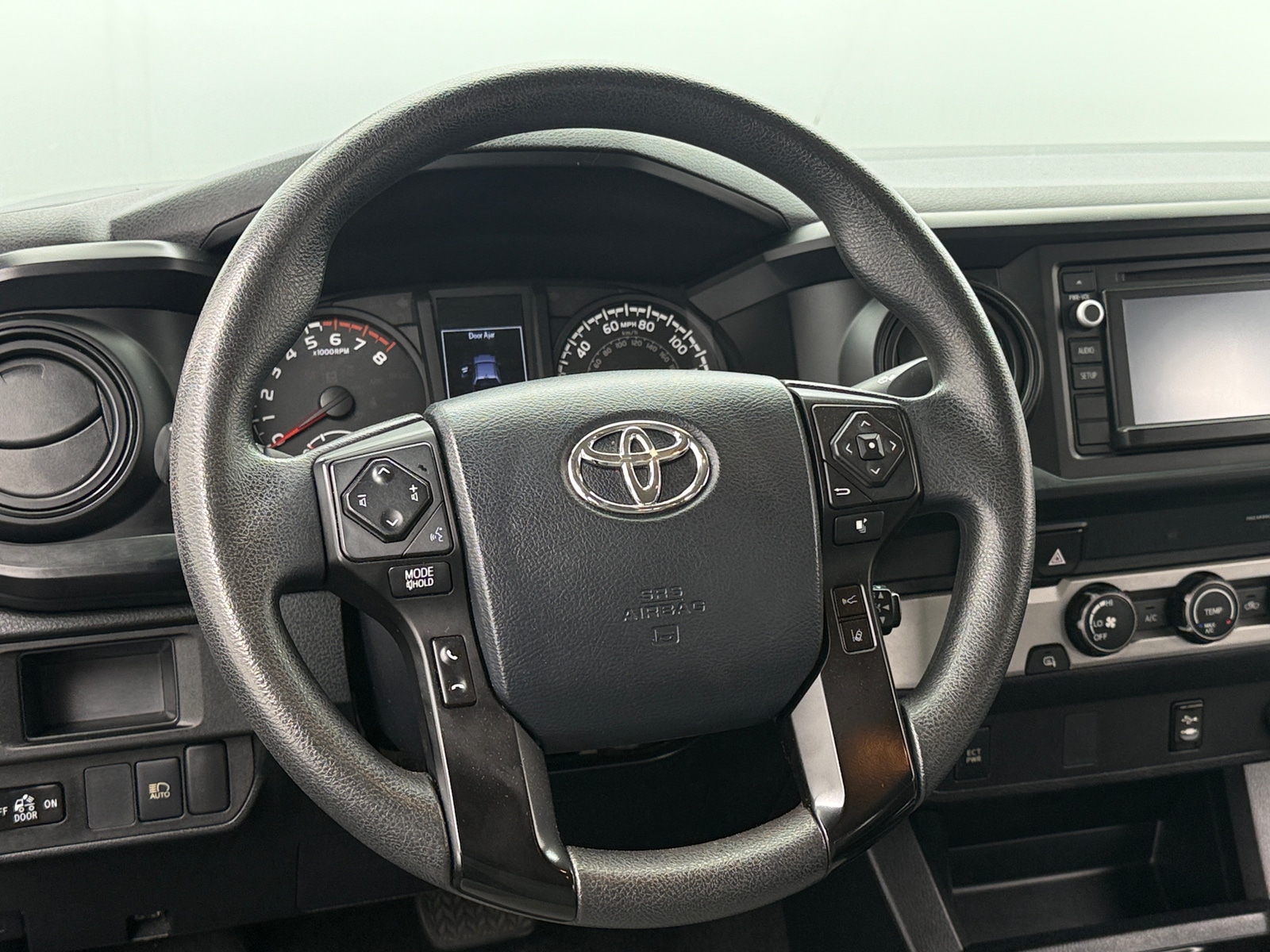 Thumbnail: 2019 Toyota Tacoma - 5