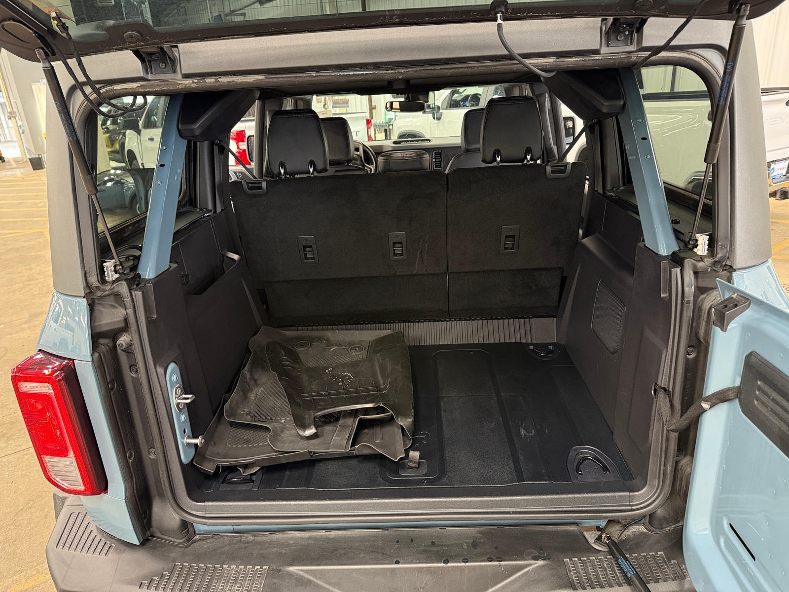 Thumbnail: 2023 Ford Bronco - 6