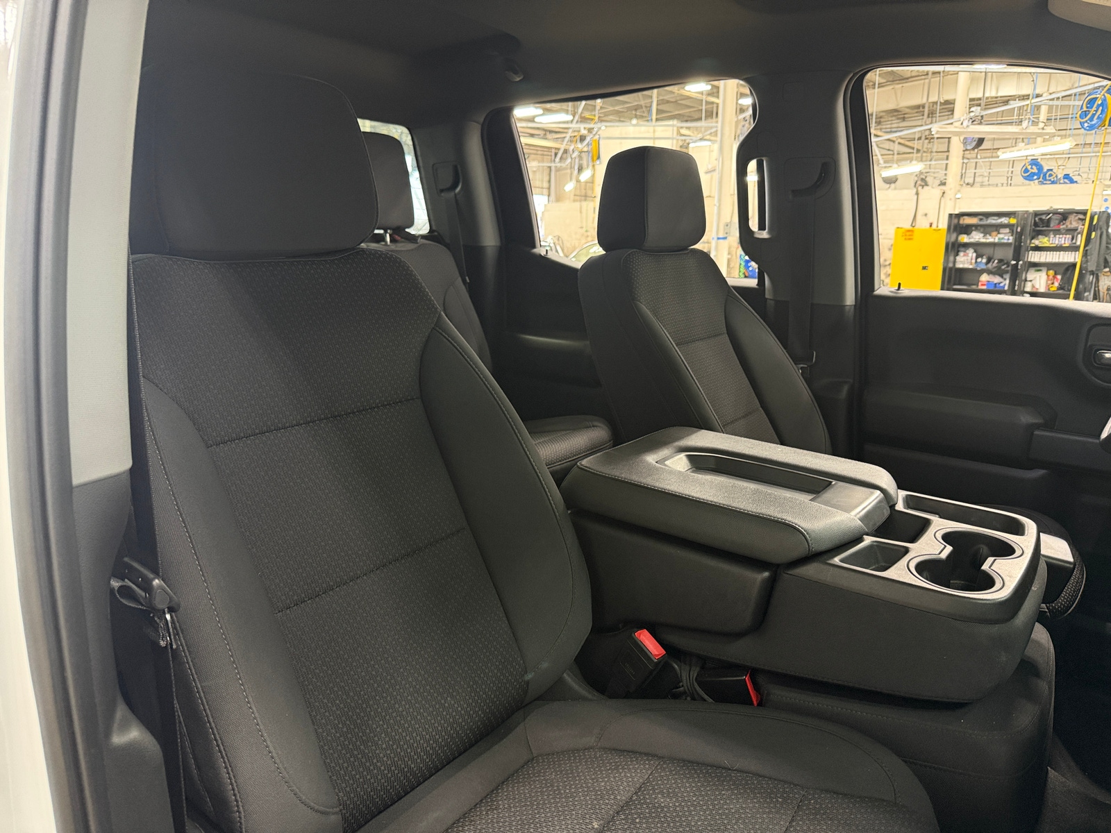 Thumbnail: 2021 Chevrolet Silverado 1500 - 2