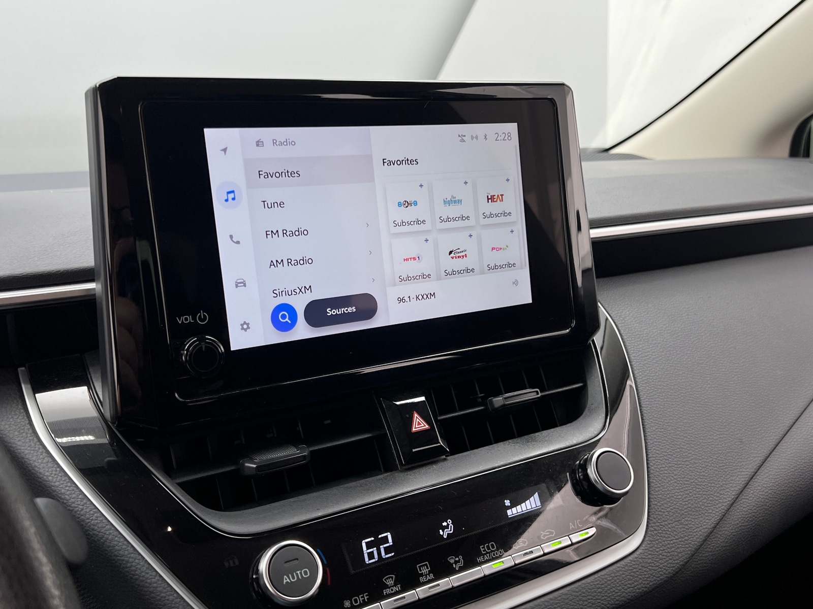 Thumbnail: 2024 Toyota Corolla - 4