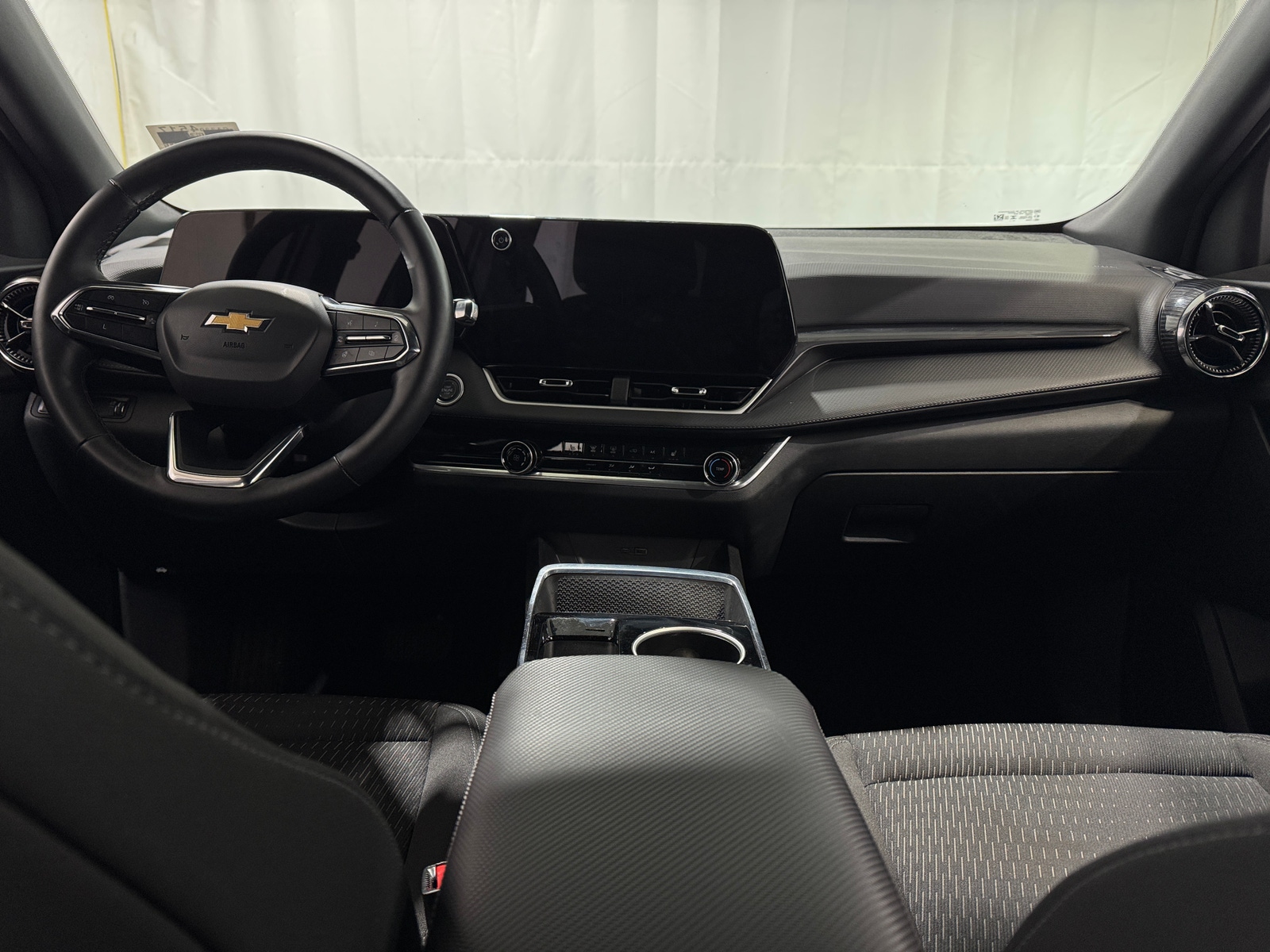 Thumbnail: 2025 Chevrolet Equinox - 3