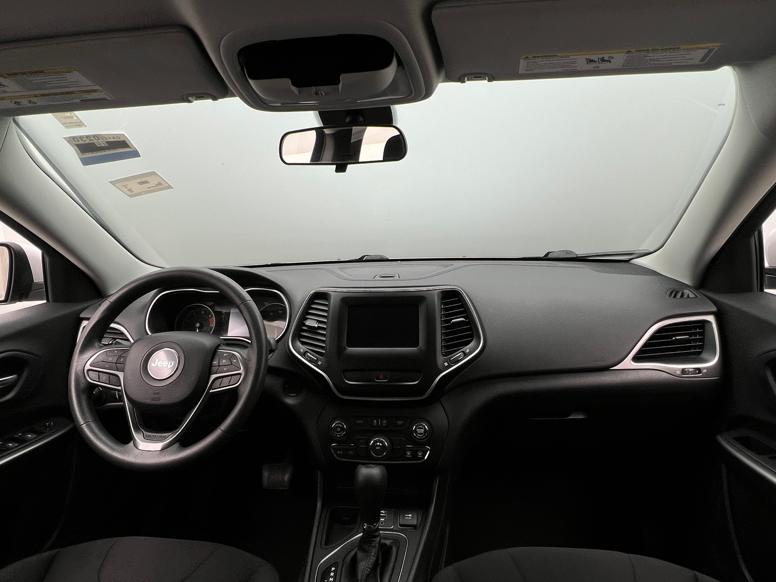 Thumbnail: 2020 Jeep Cherokee - 3