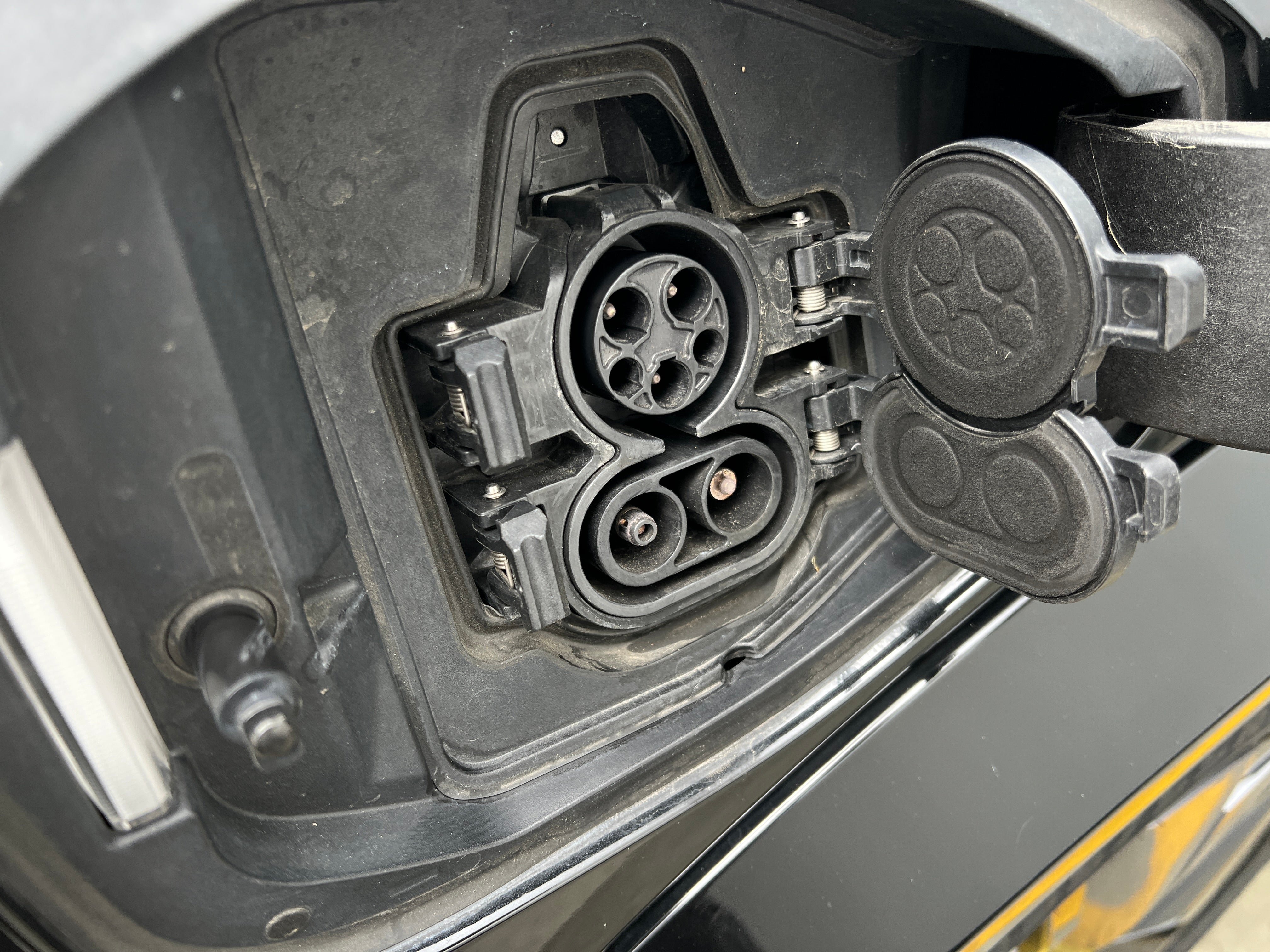 Used 2023 Nissan Ariya Venture+ with VIN JN1BF0AA3PM411364 for sale in Oak Creek, WI