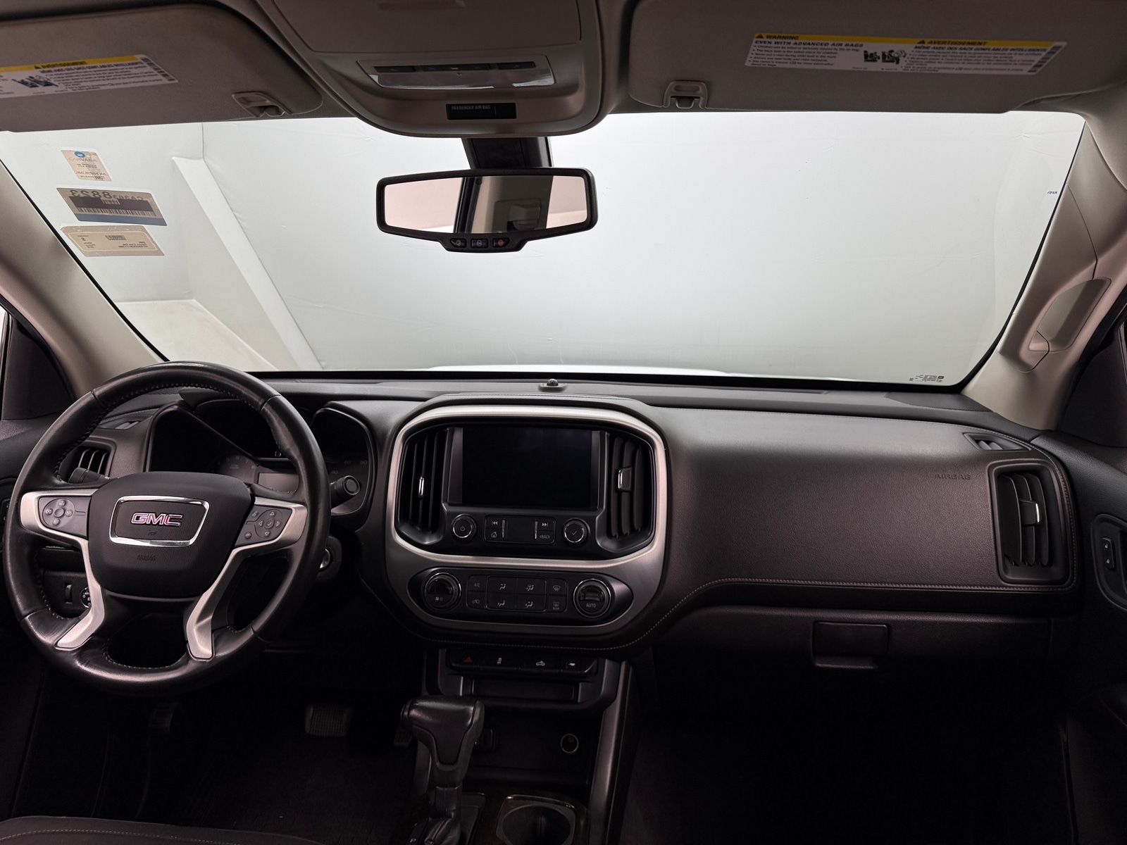 Thumbnail: 2019 GMC Canyon - 3