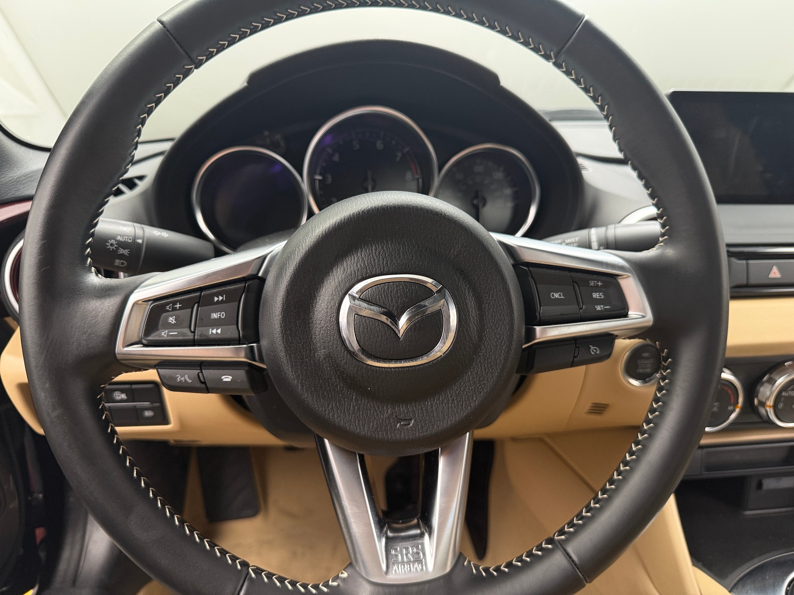 Thumbnail: 2025 Mazda MX-5 Miata - 4