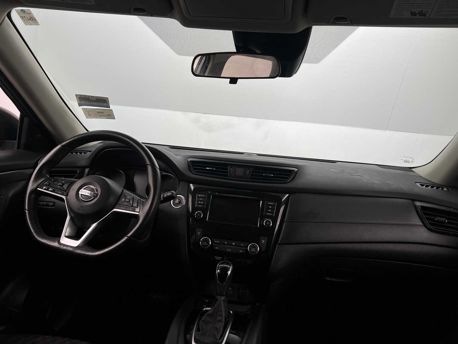 Thumbnail: 2019 Nissan Rogue - 3