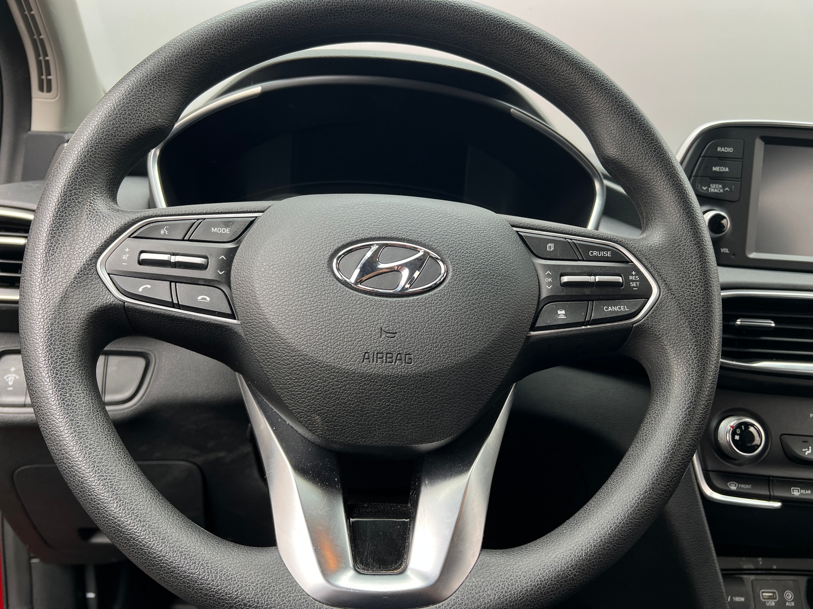 Thumbnail: 2020 Hyundai Santa Fe - 5