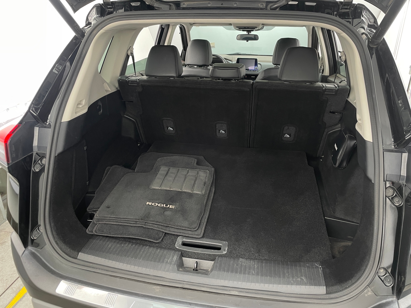 Thumbnail: 2021 Nissan Rogue - 7