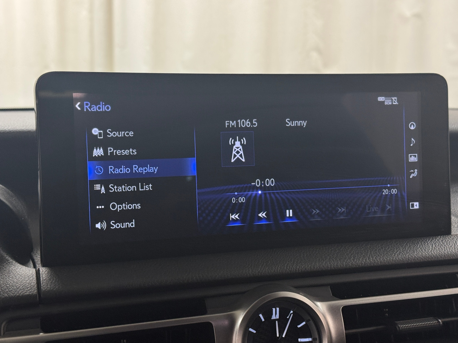 Thumbnail: 2024 Lexus RC - 2