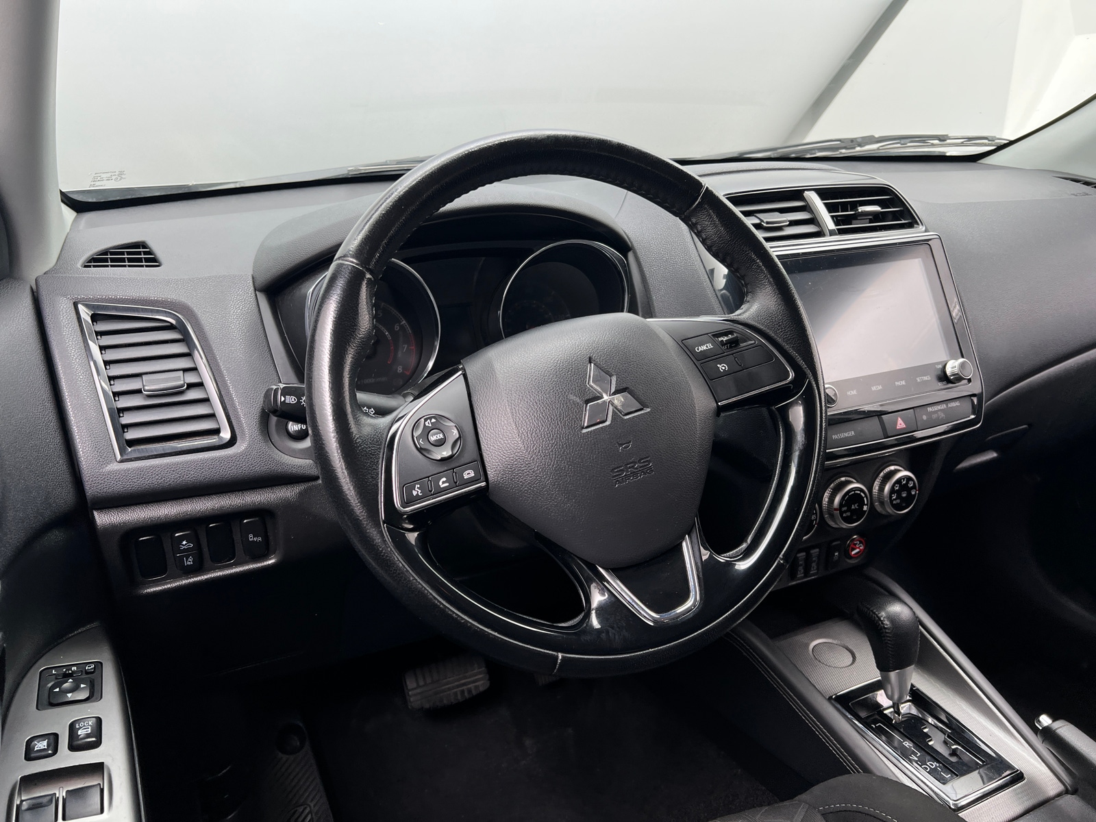 Thumbnail: 2021 Mitsubishi Outlander Sport - 5