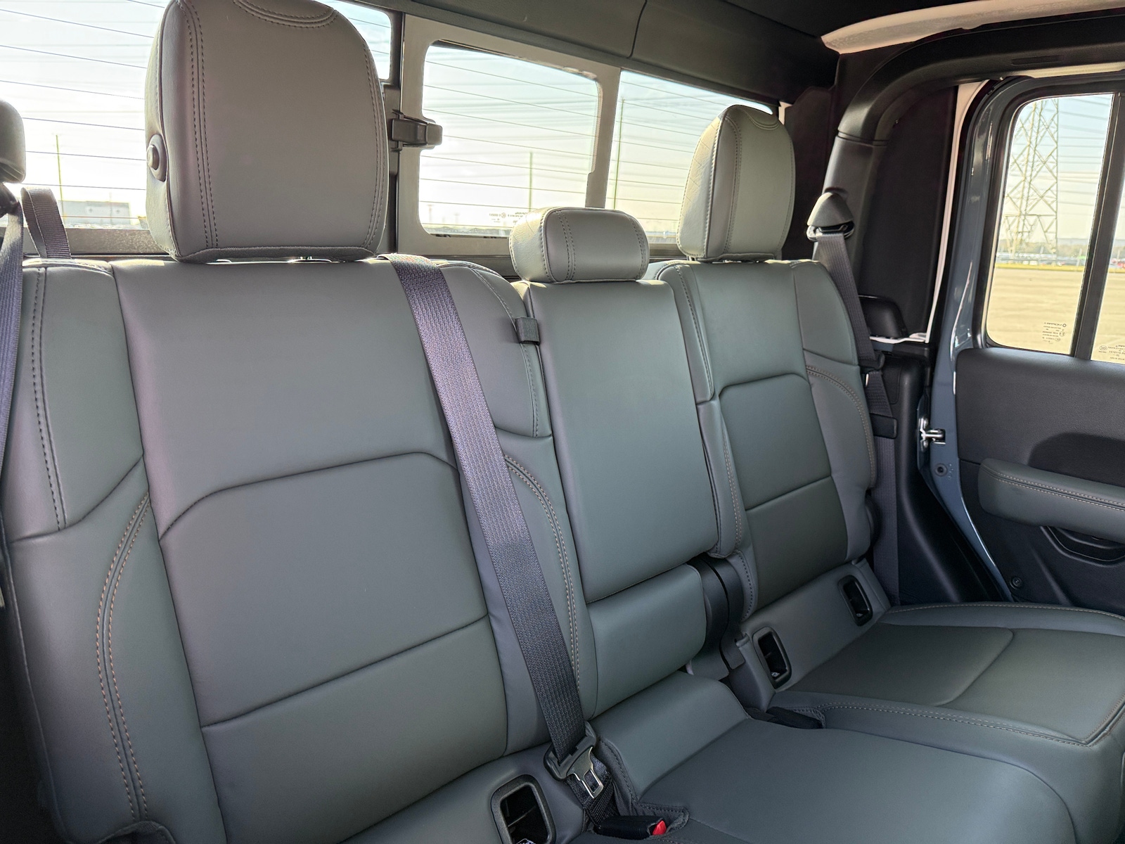 Thumbnail: 2026 Jeep Gladiator - 6