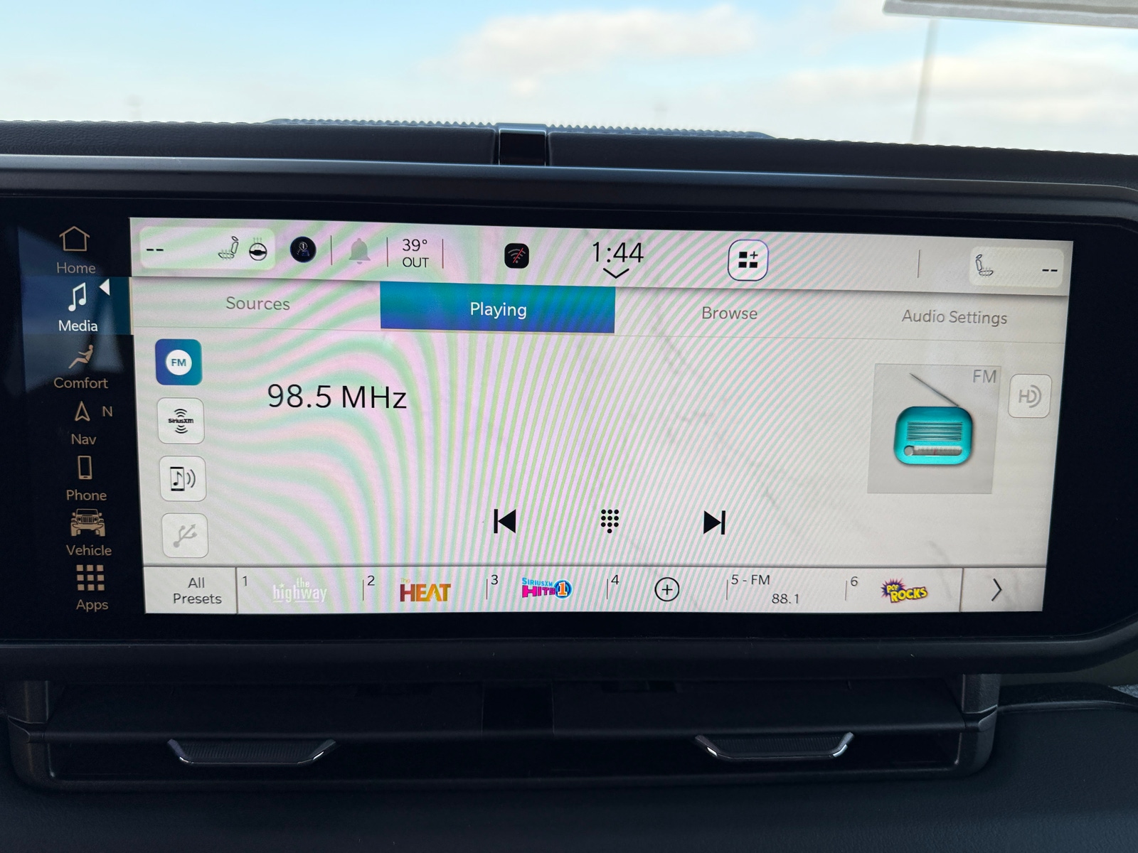 Thumbnail: 2026 Jeep Gladiator - 4