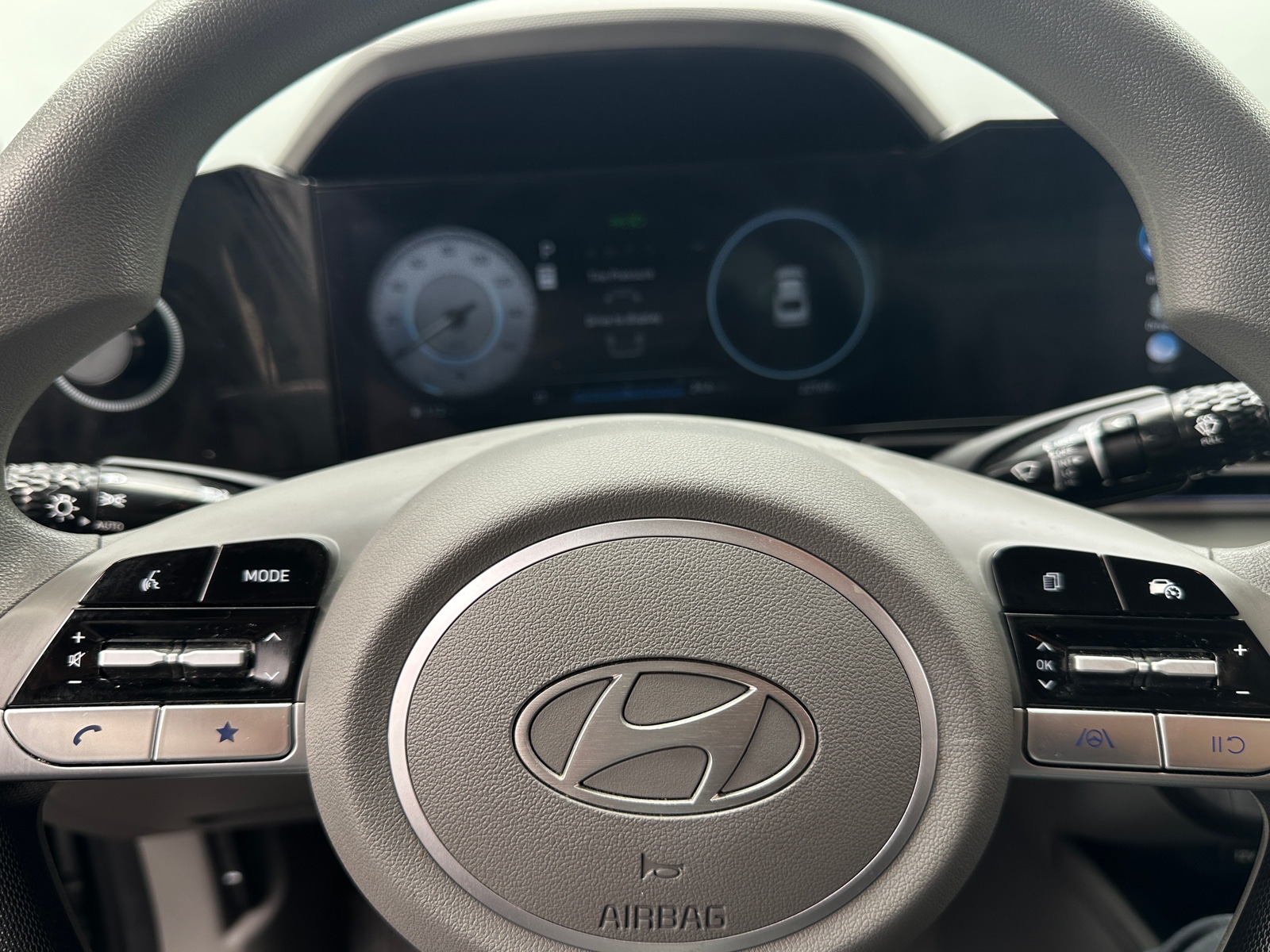 Thumbnail: 2024 Hyundai Elantra - 5