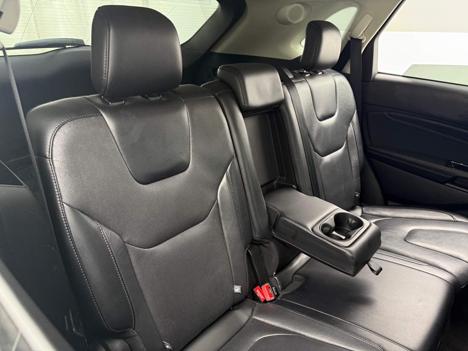 Thumbnail: 2019 Ford Edge - 5