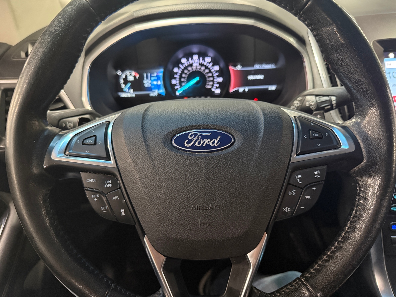 Thumbnail: 2019 Ford Edge - 4