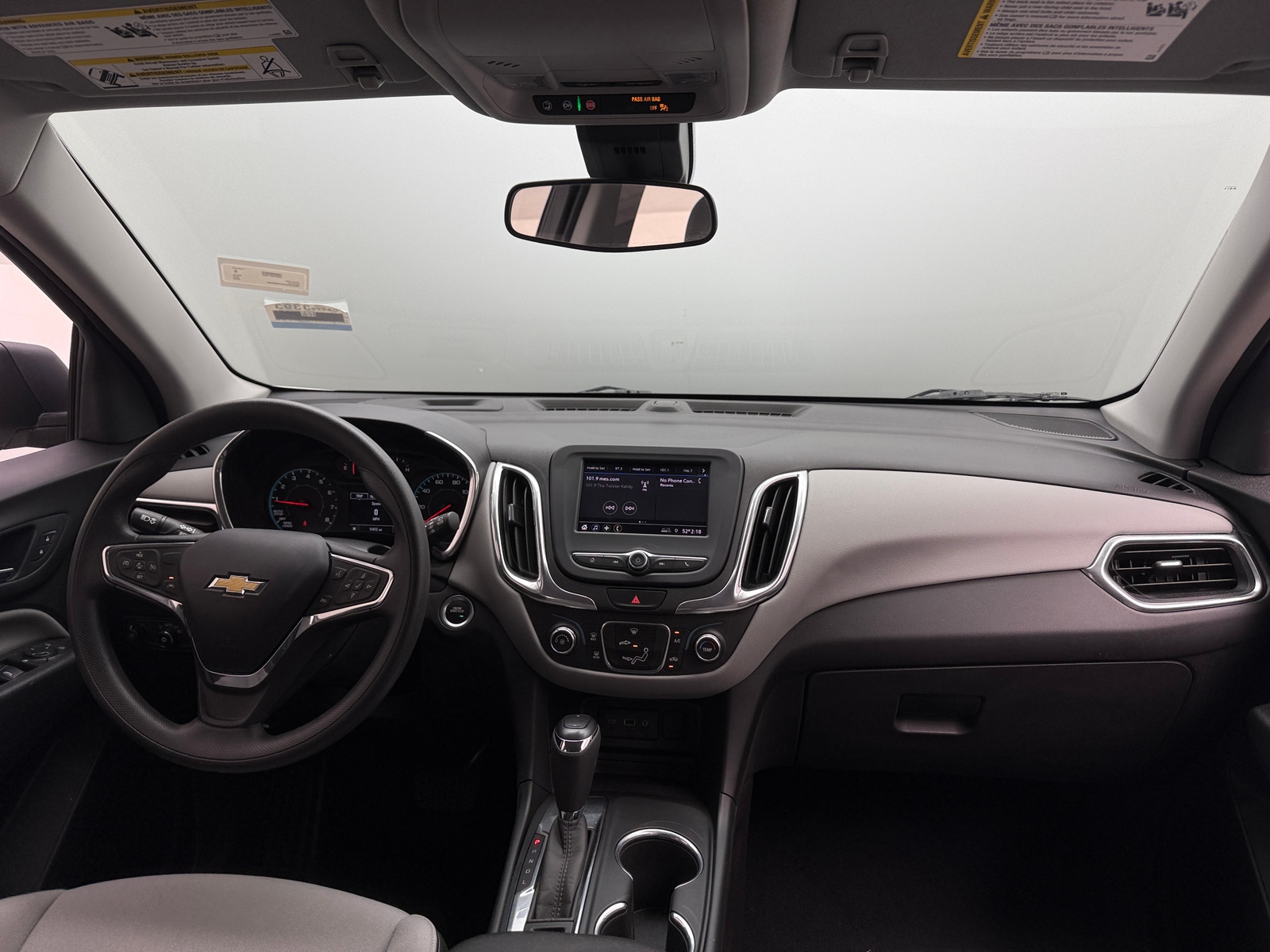 Thumbnail: 2020 Chevrolet Equinox - 3