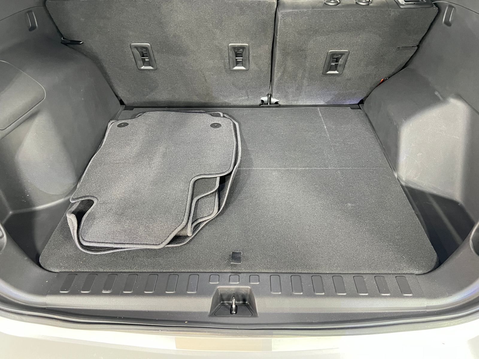 Thumbnail: 2020 Chevrolet Equinox - 7