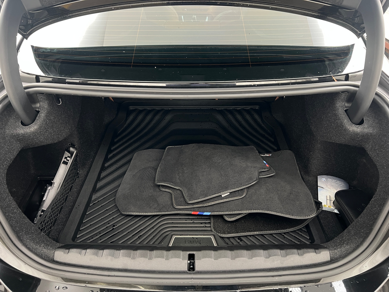 Thumbnail: 2025 BMW 4 Series - 4