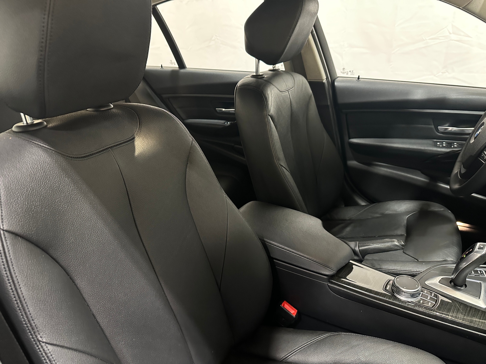 Thumbnail: 2018 BMW 3 Series - 2