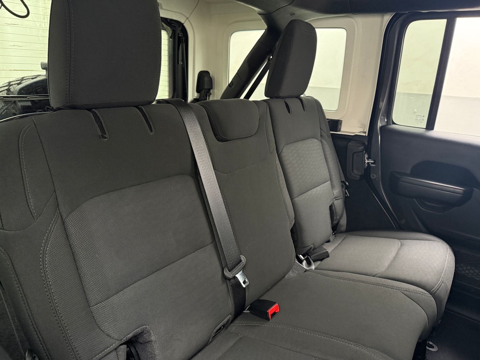 Thumbnail: 2020 Jeep Wrangler - 6