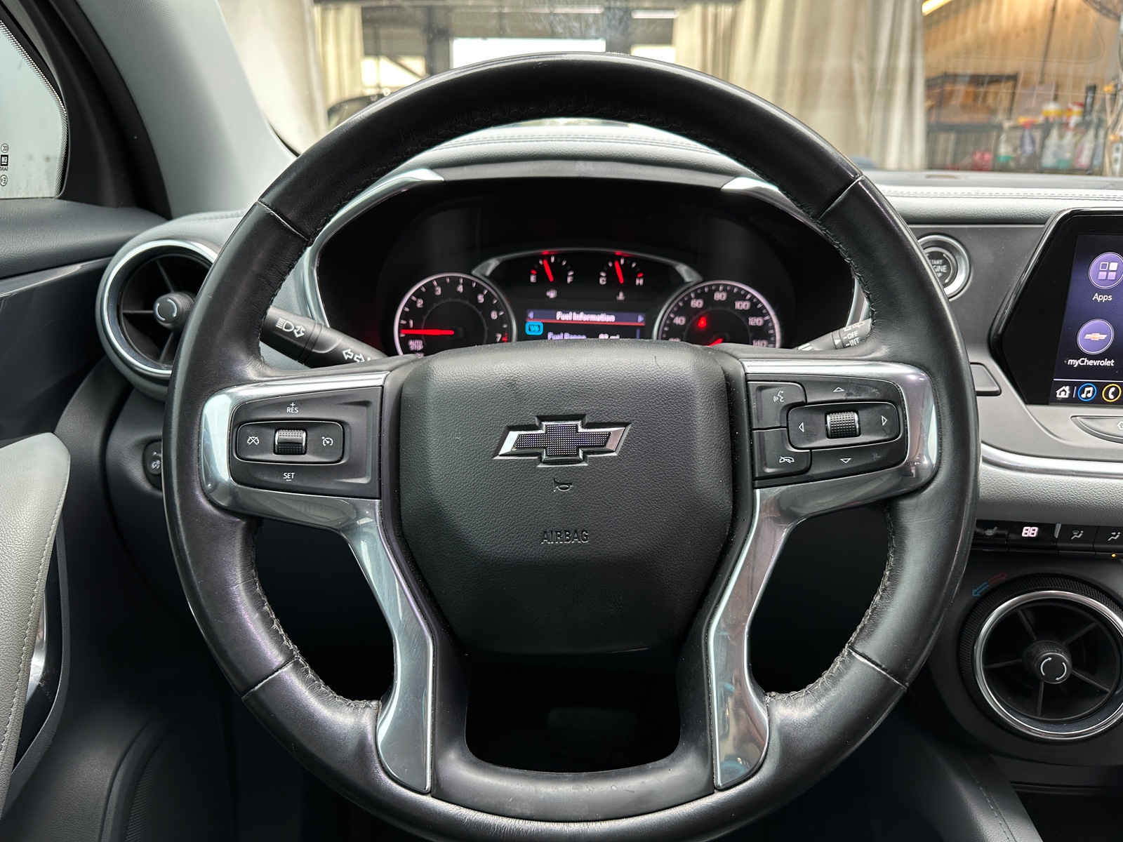 Thumbnail: 2019 Chevrolet Blazer - 4