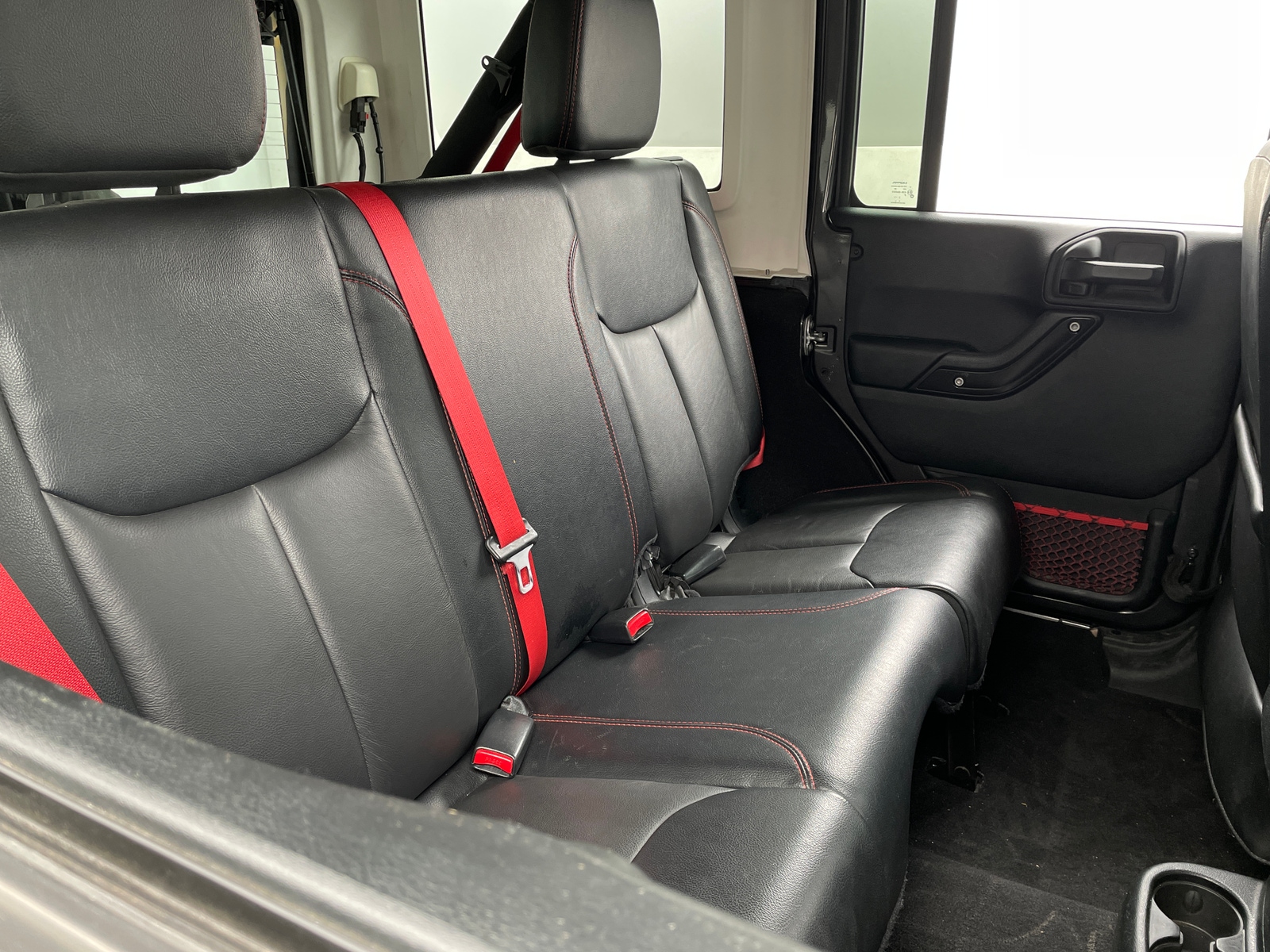 Thumbnail: 2018 Jeep Wrangler - 5