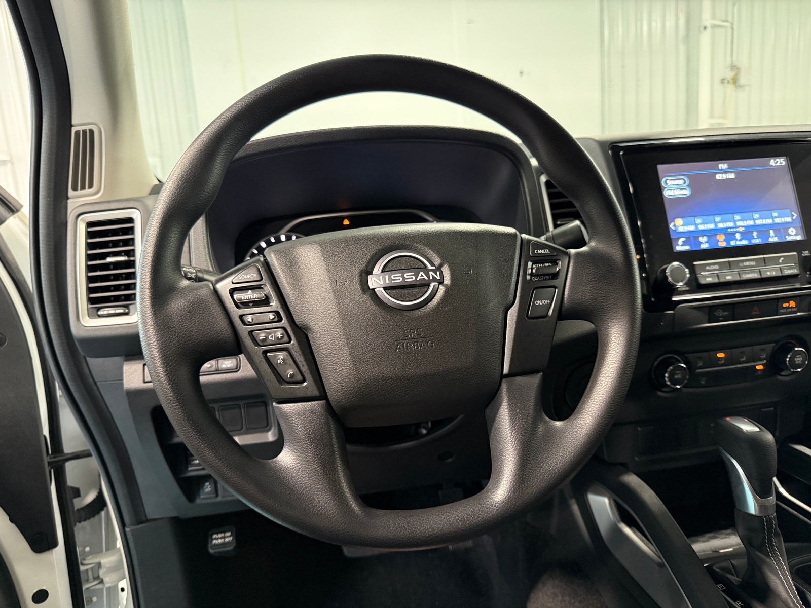 Thumbnail: 2024 Nissan Frontier - 5