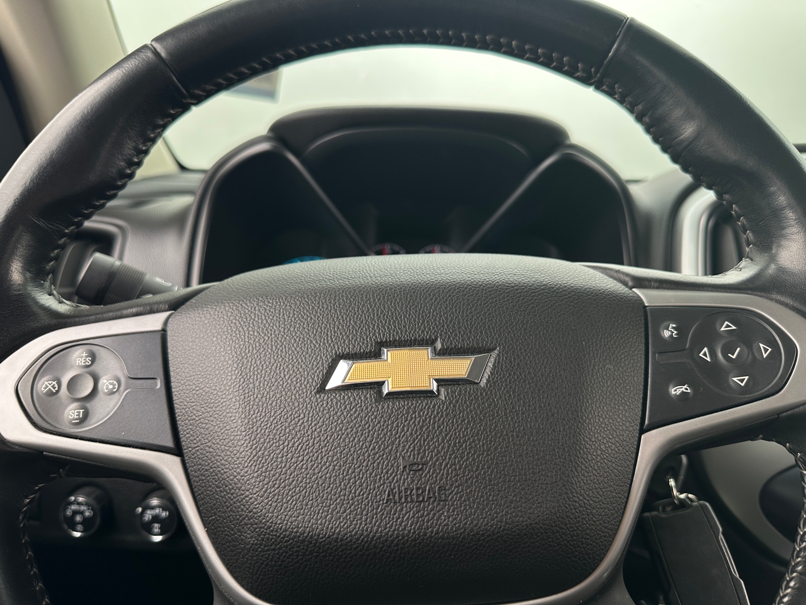 Thumbnail: 2017 Chevrolet Colorado - 5