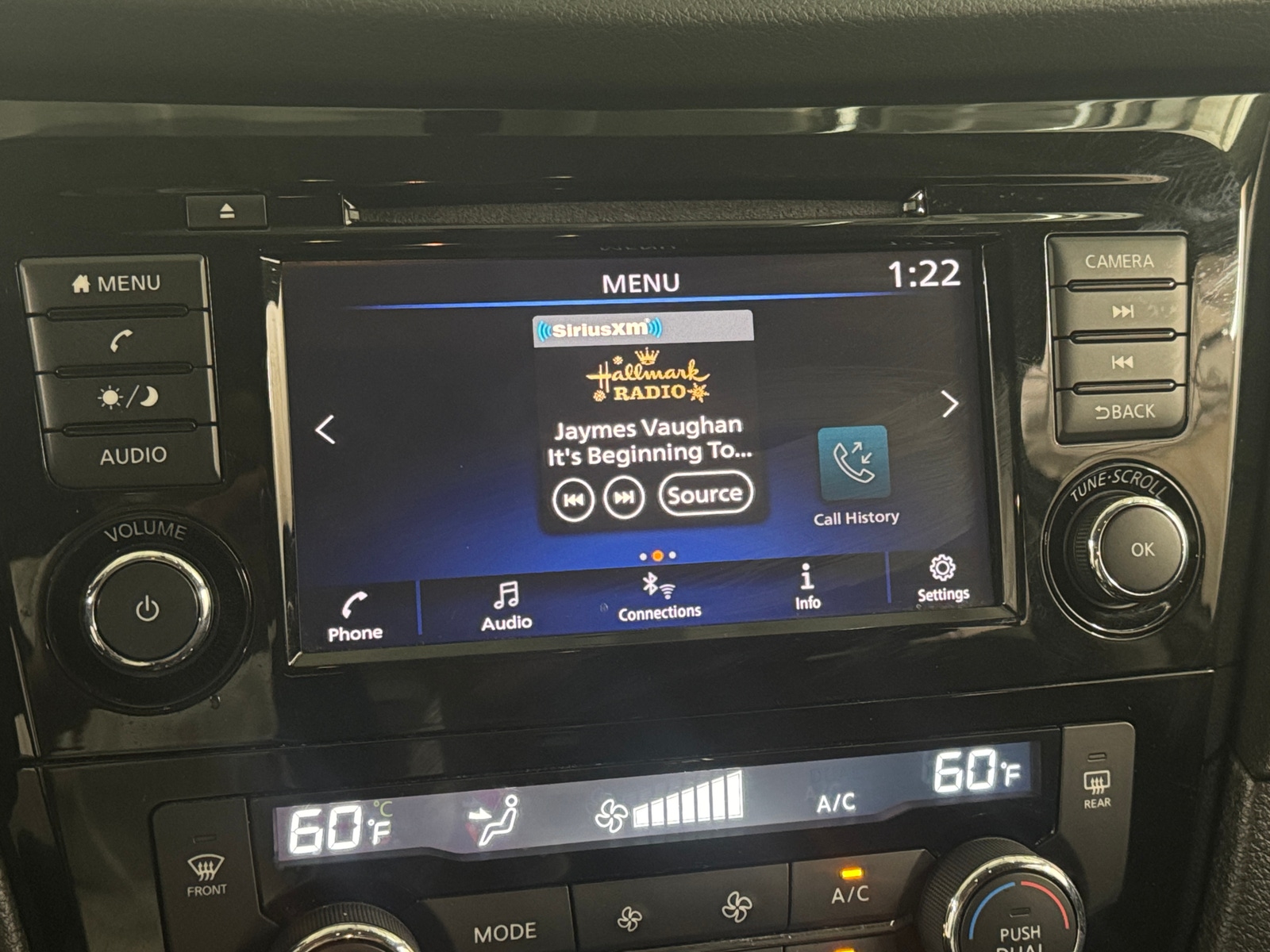 Thumbnail: 2018 Nissan Rogue - 4