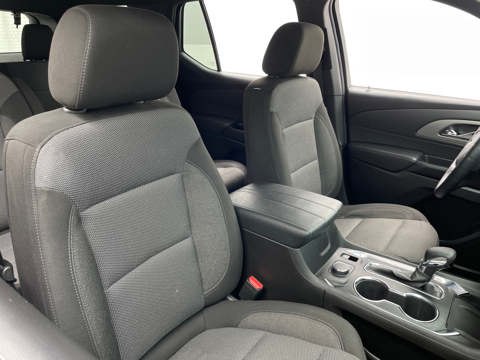 Thumbnail: 2023 Chevrolet Traverse - 2