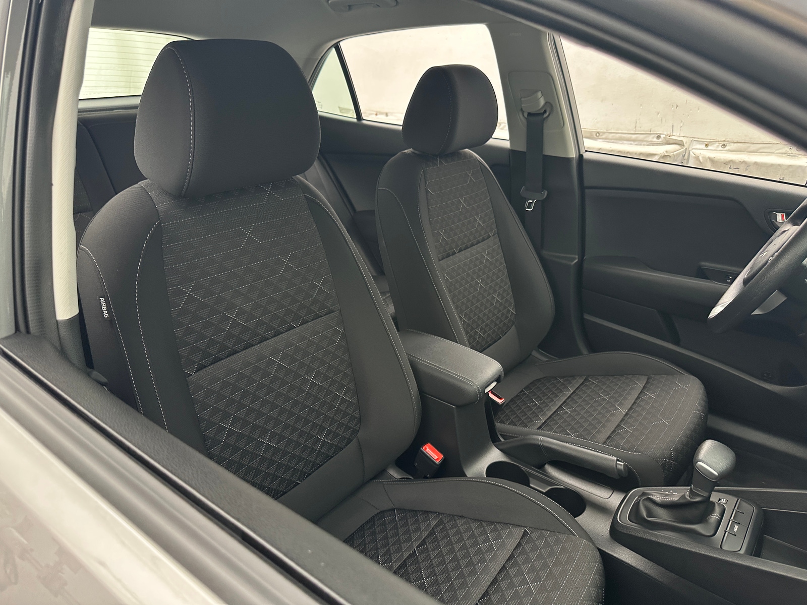 Thumbnail: 2023 Kia Rio - 2