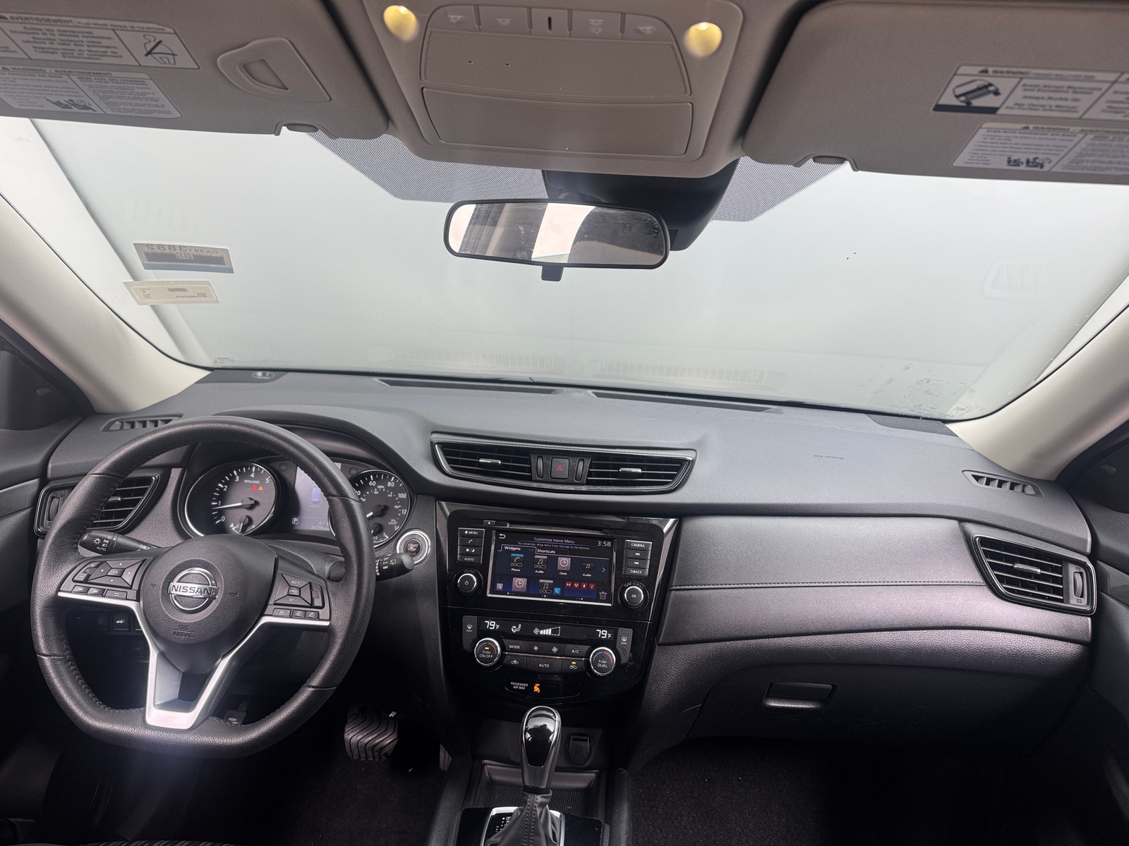 Thumbnail: 2019 Nissan Rogue - 3