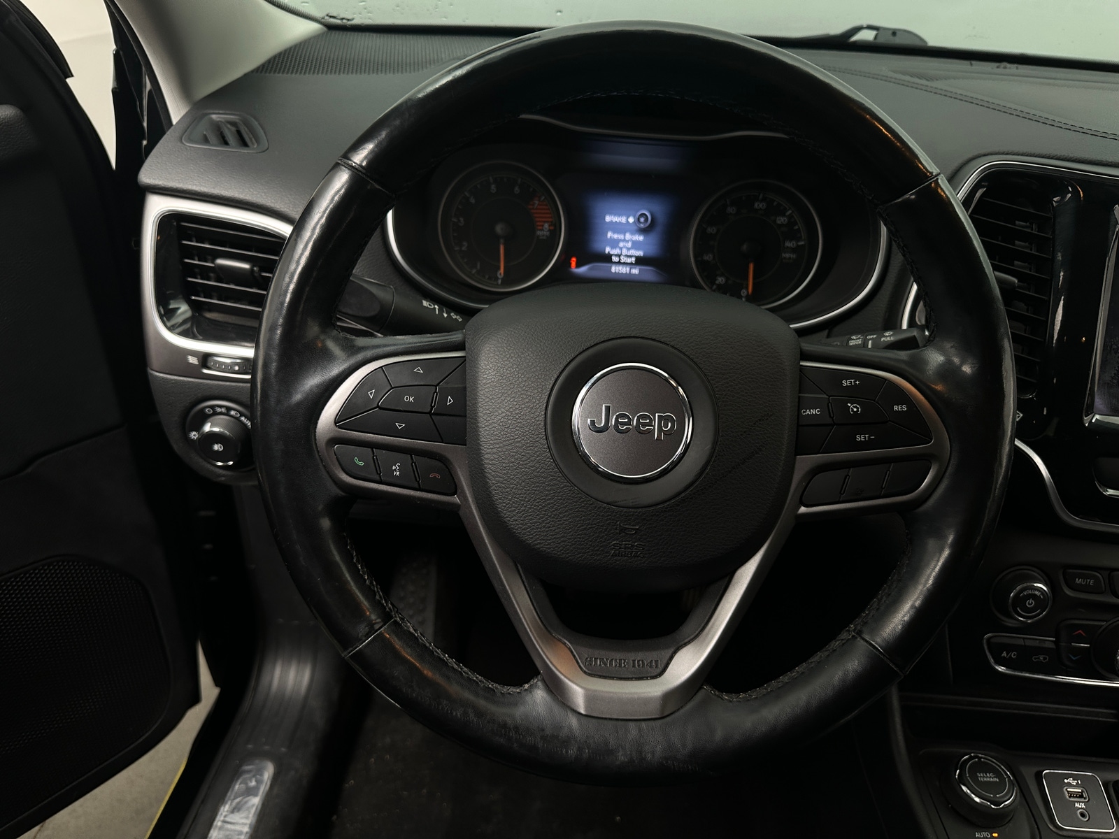 Thumbnail: 2020 Jeep Cherokee - 4