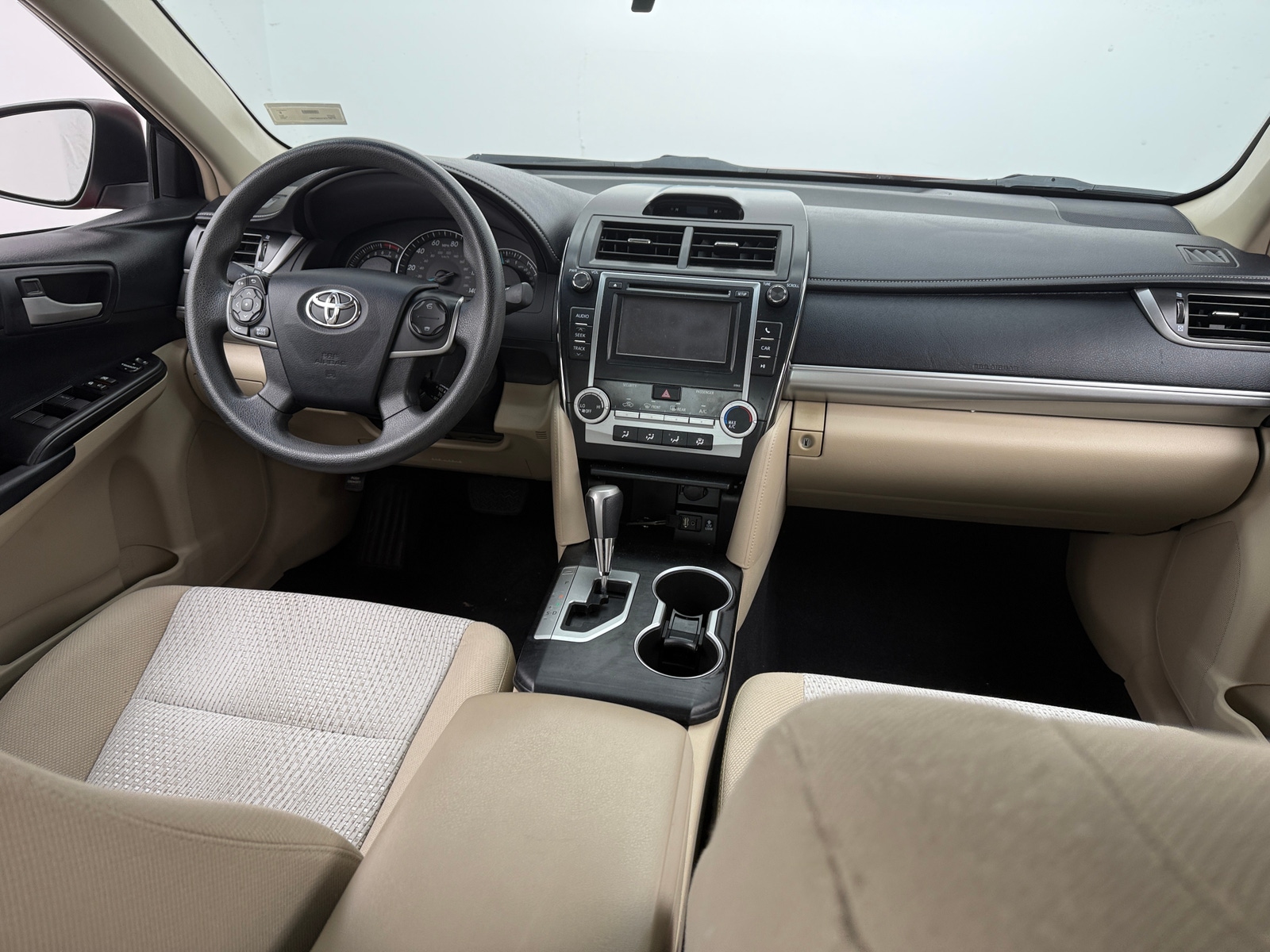 Thumbnail: 2012 Toyota Camry - 3