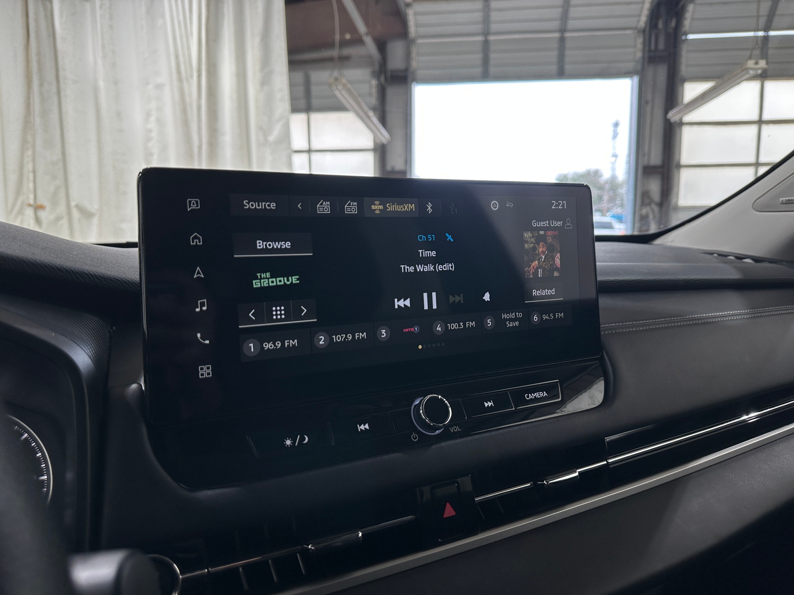 Thumbnail: 2025 Mitsubishi Outlander - 3