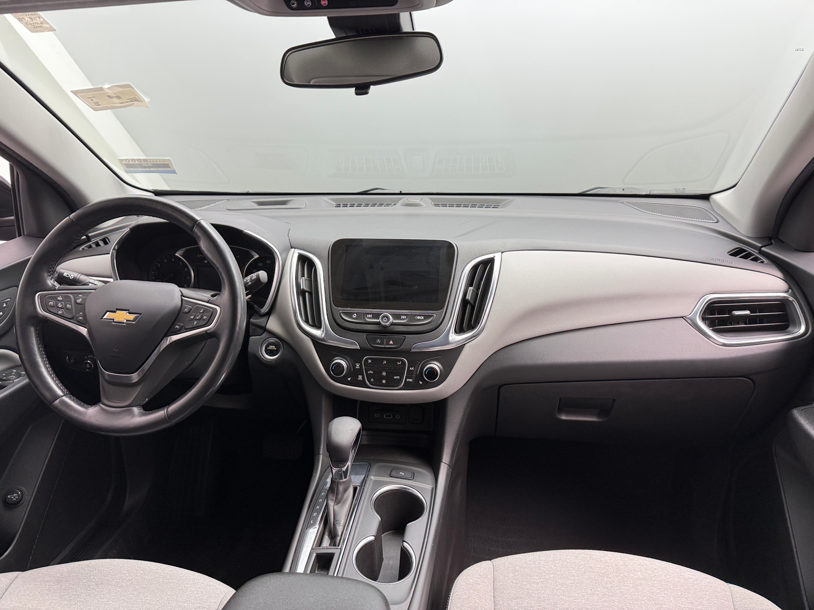 Thumbnail: 2022 Chevrolet Equinox - 3